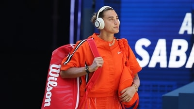 Aryna Sabalenka complains about the smell of marijuana during her US Open match