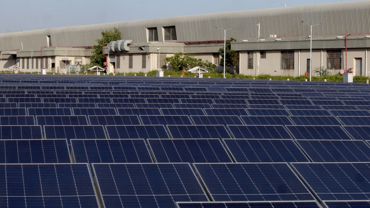 Vikram Solar signs ₹1,250 crore pact with Avaada Electro for 1 GW domestic solar cells