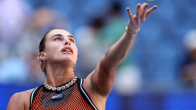 'Someone is smoking weed': Aryna Sabalenka halts play mid-game at US Open, complains for strong smell - WATCH | Tennis News