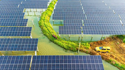 Google, Bill Gates's fund invests $31.8M in California startup aiming to build solar farm using robots and much less land