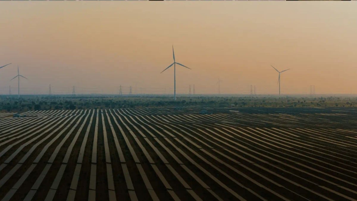 Adani Green commissions 139 MW solar project at Khavda, operational capacity crosses 20 GW