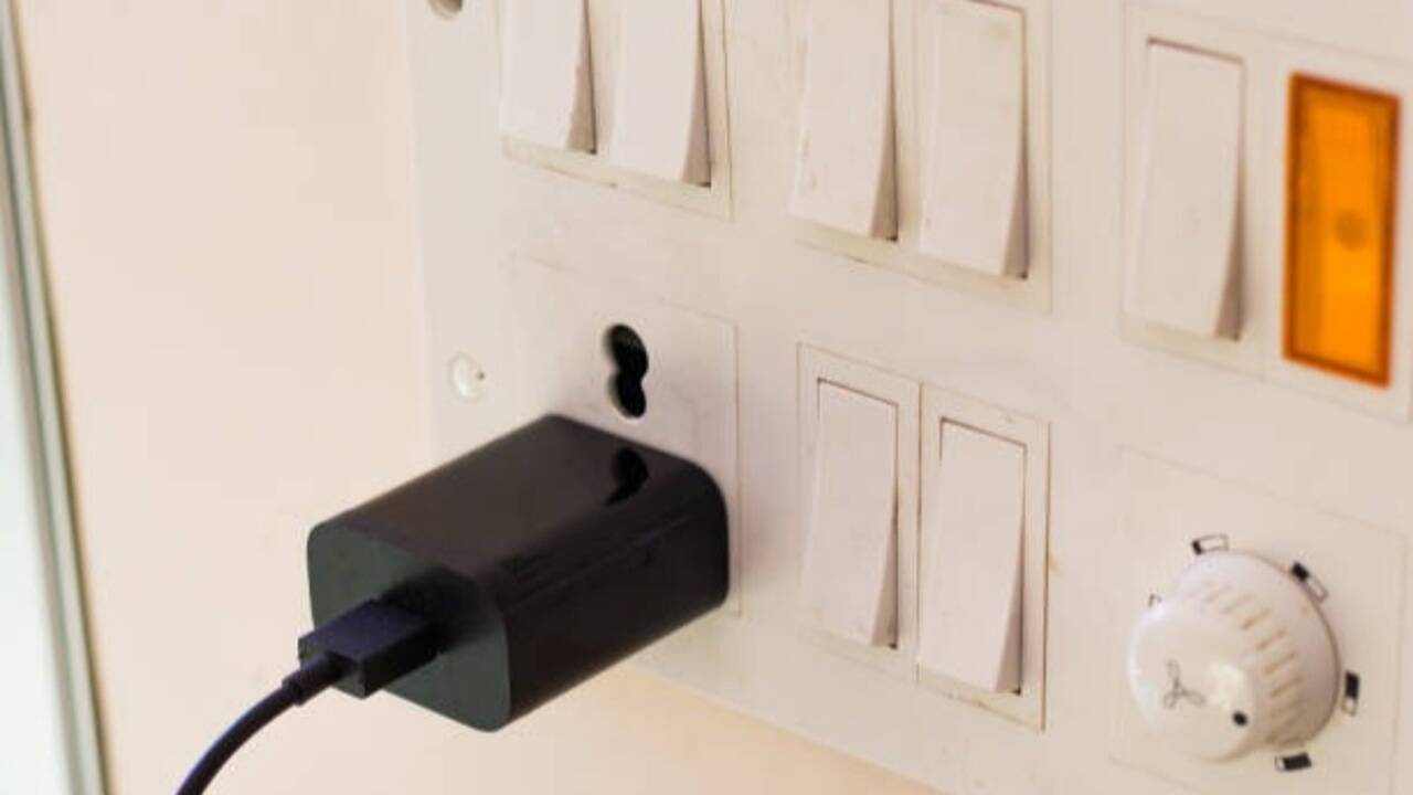 Switchboard Cleaning Tips: How to clean switchboards without risk: Easy ways to remove dust, dirt and grime without harsh chemicals |