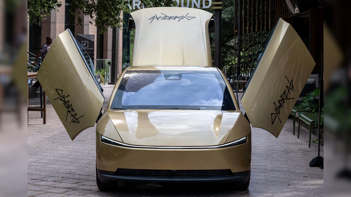 Tesla shares are falling after Cybercab event. What analysts are saying