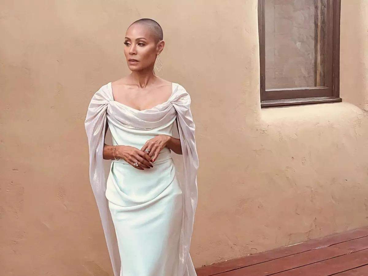 Jada Pinkett Smith Quote: Quote of the day by Jada Pinkett Smith: ‘It’s not about NOT being scared when you need to move past fear…do it anyway, even if you don’t think you can,' how Smith redefines what it means to truly be brave | English Movie News
