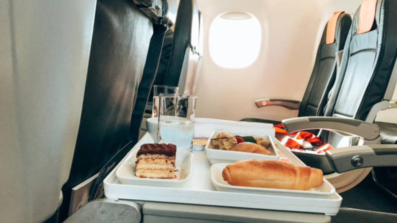American flight attendant reveals why you should never eat off airplane's tray tables: “Why do people do this?”