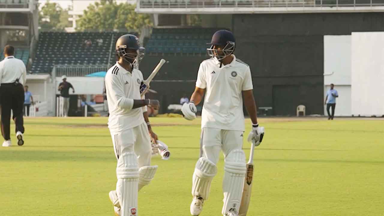 South Zone 316/6 in 97.1 Overs