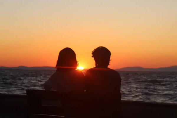 5 relationship green flags that almost never go viral on social media