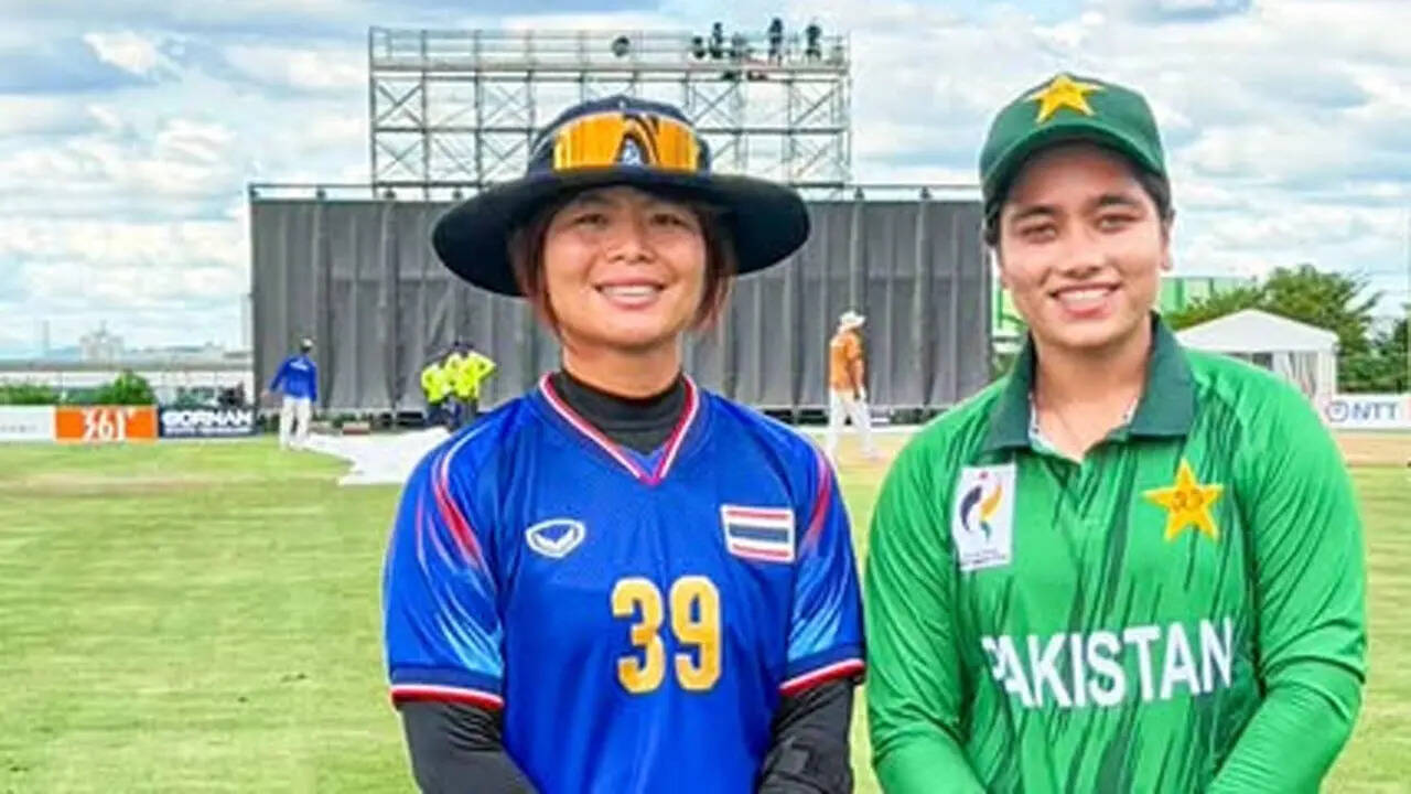 Pakistan Women 43/3 in 5.3 Overs