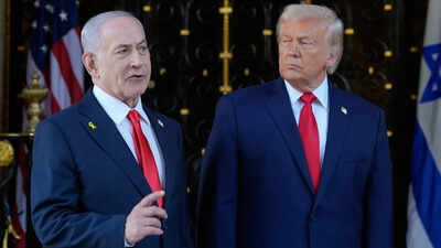 40,000 bombs, $2.8 billion: Trump plans massive new arms package for Israel
