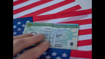 No ‘Welcome to the United States’ guide for new Green Card recipients? USCIS says information available online