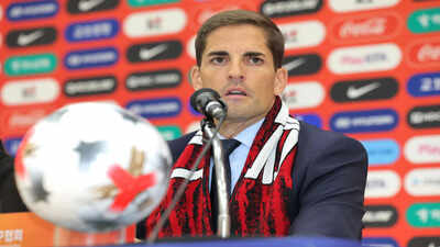 South Korea’s first Spanish coach Robert Moreno denies 'extreme reliance on ChatGPT' after former club fires him | Football News