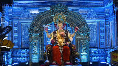 7 additional cops, 37 DCPs, 16,000+ personnel: How Mumbai police are securing Ganeshotsav | Mumbai News