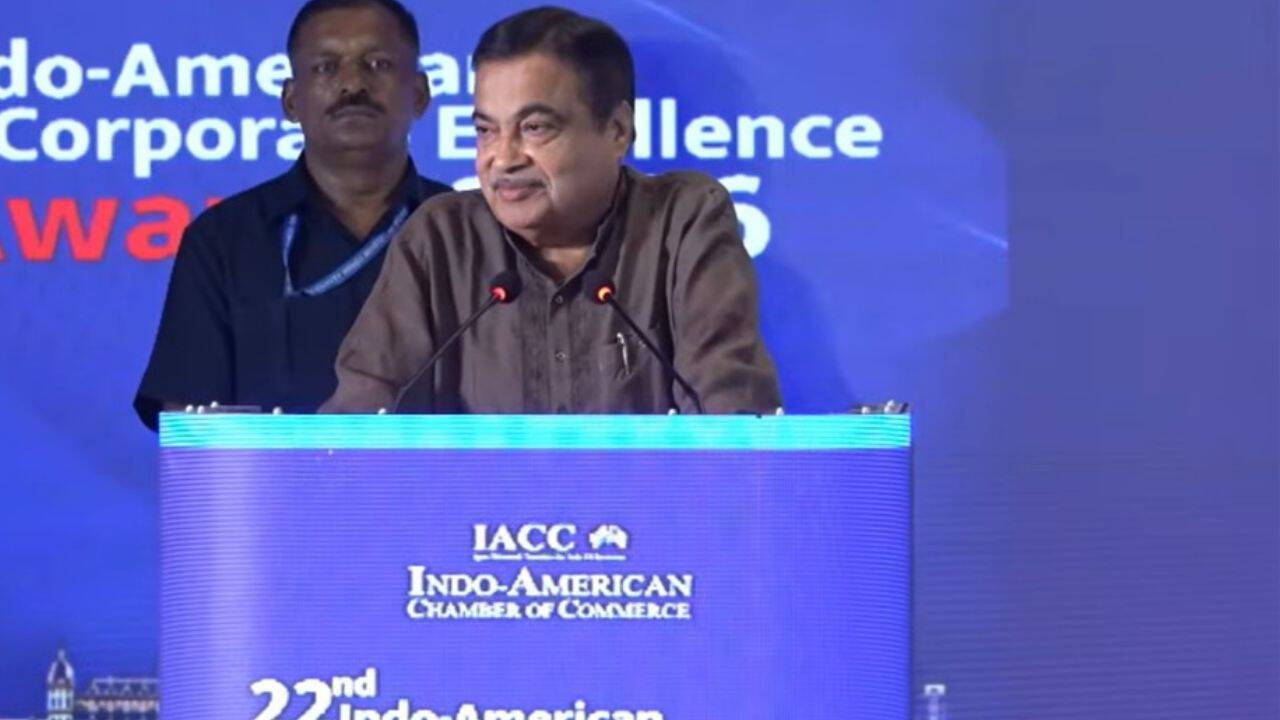 Nitin Gadkari: “Today I got late by an hour because I got stuck in the traffic from Worli to this hotel”: Nitin Gadkari explains why Mumbai needs a new traffic solution
