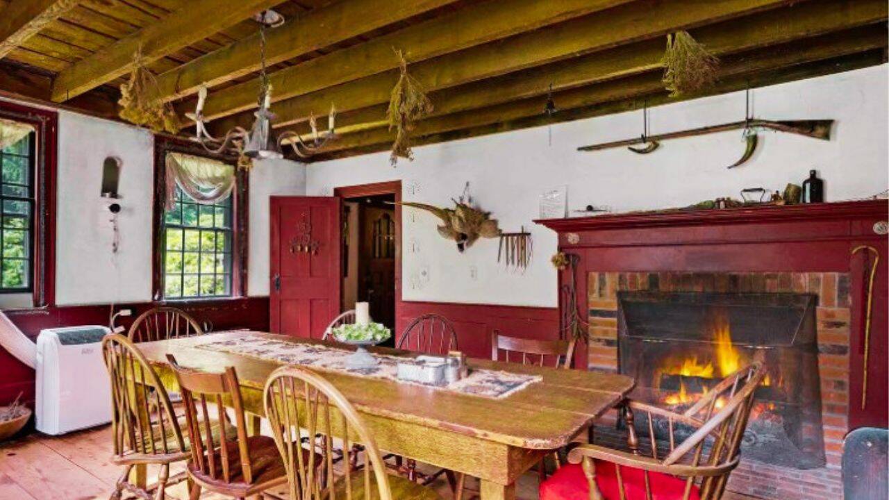 This woman spent a night inside the real Conjuring House, the 1736 Rhode Island farmhouse where the Perron family reported horrifying experiences; “No matter where you walked, you didn’t feel alone”