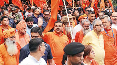 Suvendu Adhikari's 'strict medicine' warning to 'anti-national' sympathisers at Jadavpur university | India News